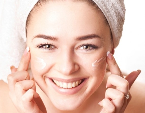 Chăm sóc da mặt sau sinh đúng chuẩn để da sáng rạng rỡ